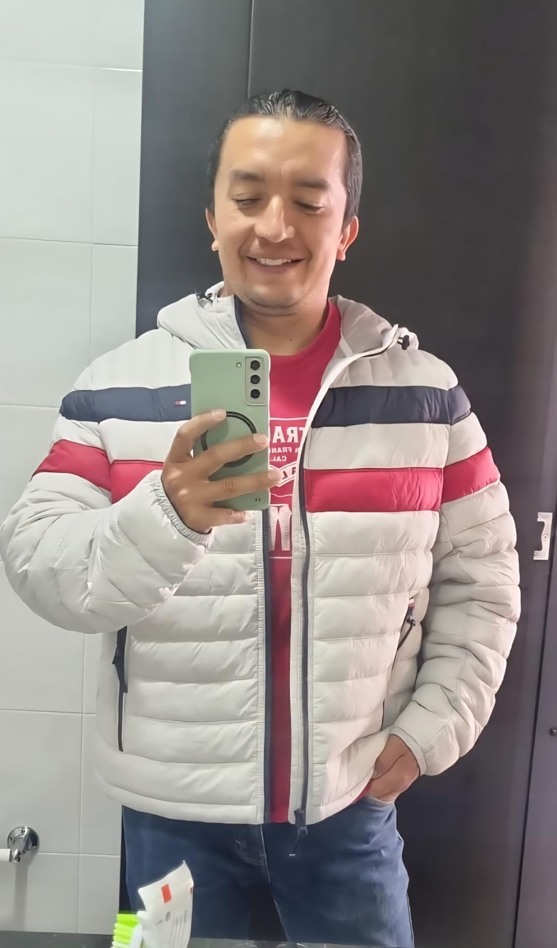Tommy Hilfiger Men's Tommy Hilfiger Men's Water Resistant Ultra Loft Filled Hooded Puffer Jacket customer photo 1