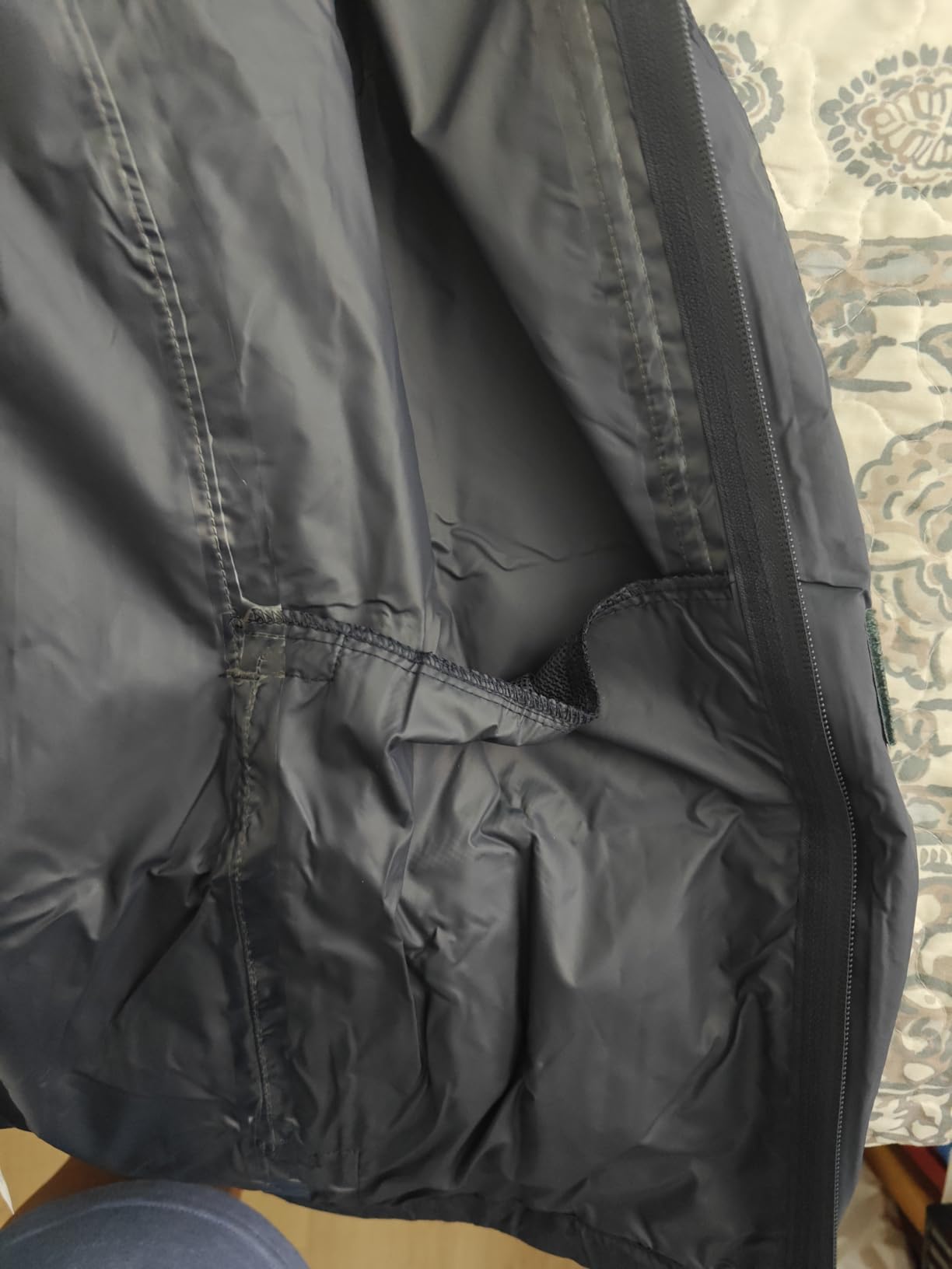 Outdoor Ventures Men's Rain Jacket Waterproof Lightweight Packable Rain Shell Raincoat with Hood for Golf Hiking Travel customer photo 2
