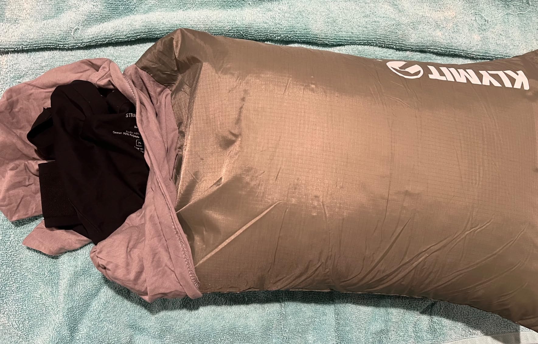 Klymit Drift Camping Pillow, Shredded Memory Foam Travel Pillow with Reversible Cover for Outdoor Use, Green, Regular customer photo 2
