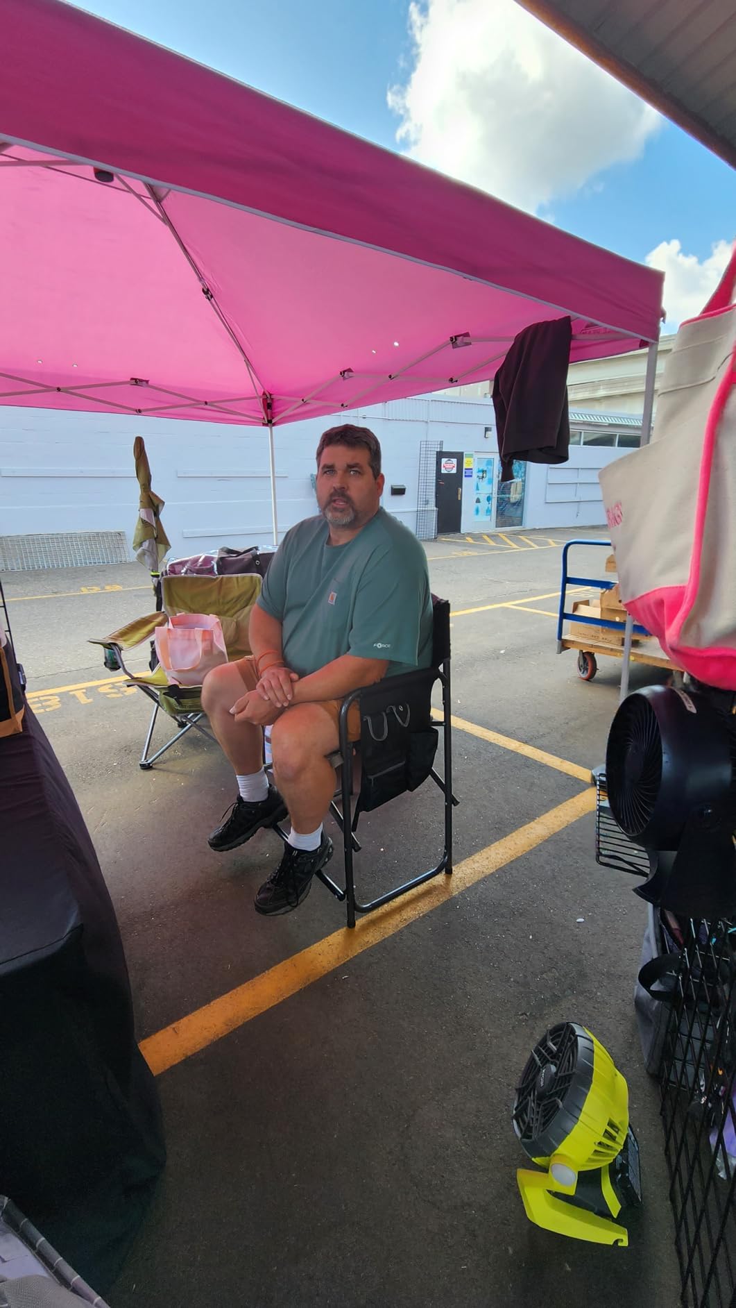EAGLE PEAK Pop Up Canopy Tent with Wheeled Carry Bag, 8 Stakes, 4 Ropes, 4 Weight Bags, Easy Set Up Tent Canopy, 10x10 ft, 100sqft of Shade, American Flag customer photo 1
