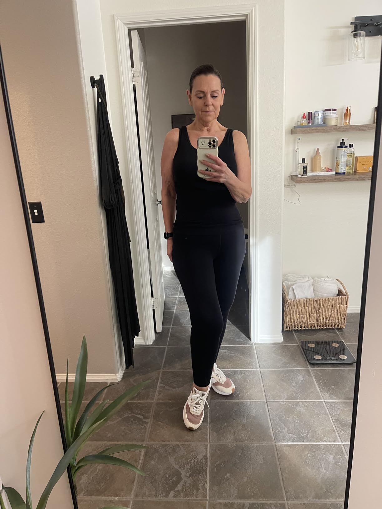 Leggings with Pockets for Women High Waisted Yoga Pants Women Tummy Control Workout Compression Running Leggings customer photo 2