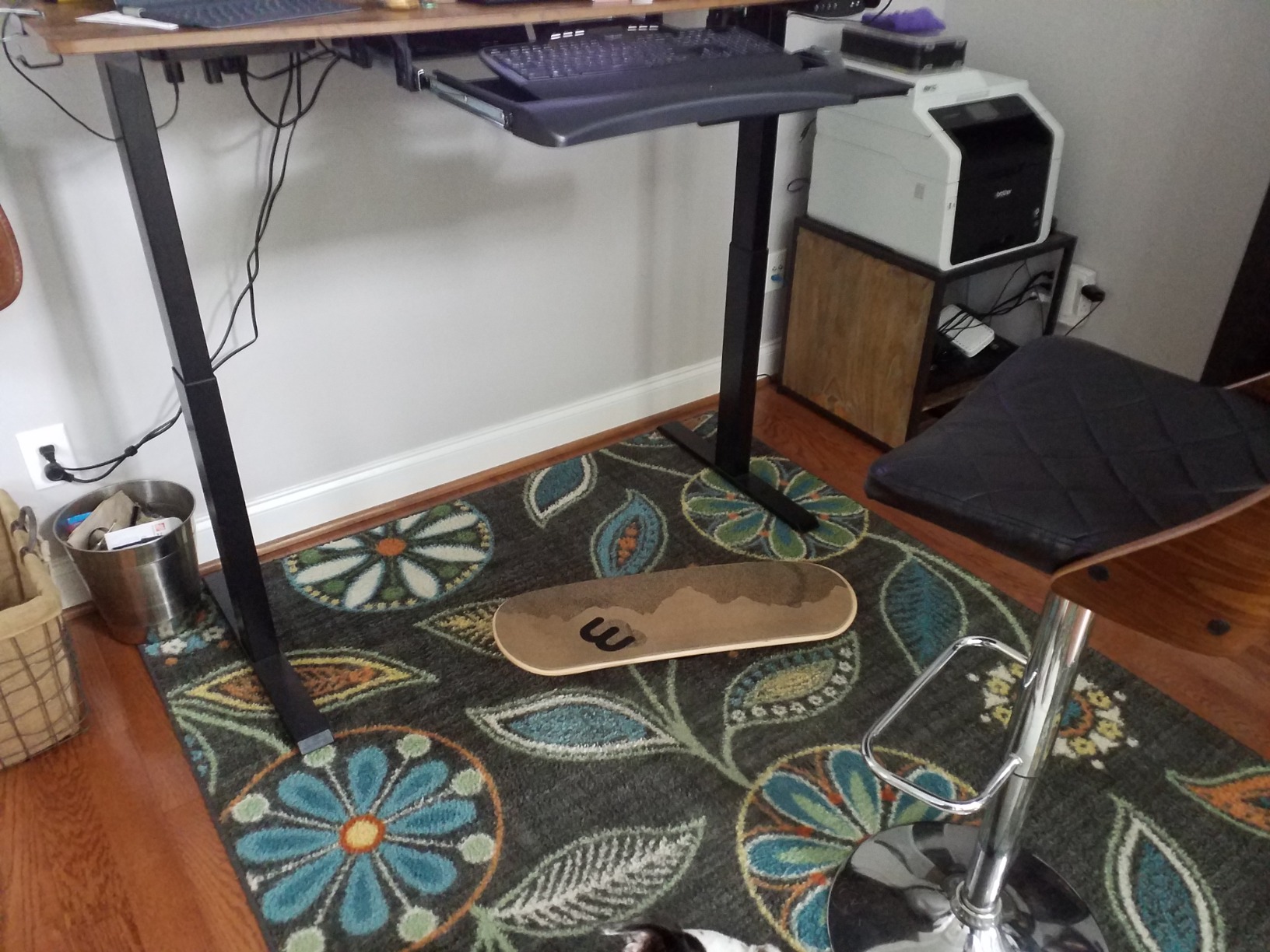 Whirly Board Wide 360° | Standing Desk Balance Board | Wobble Board Portable Home Gym | Snowboard Training | Surf trainer | Balance Board for Kids & Adults | Core Balance Trainer customer photo 2