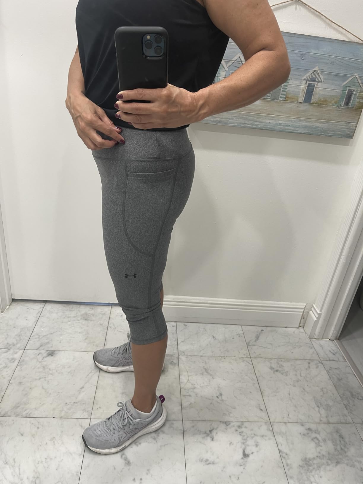 Women's HeatGear High Waisted Pocketed Capri customer photo 2