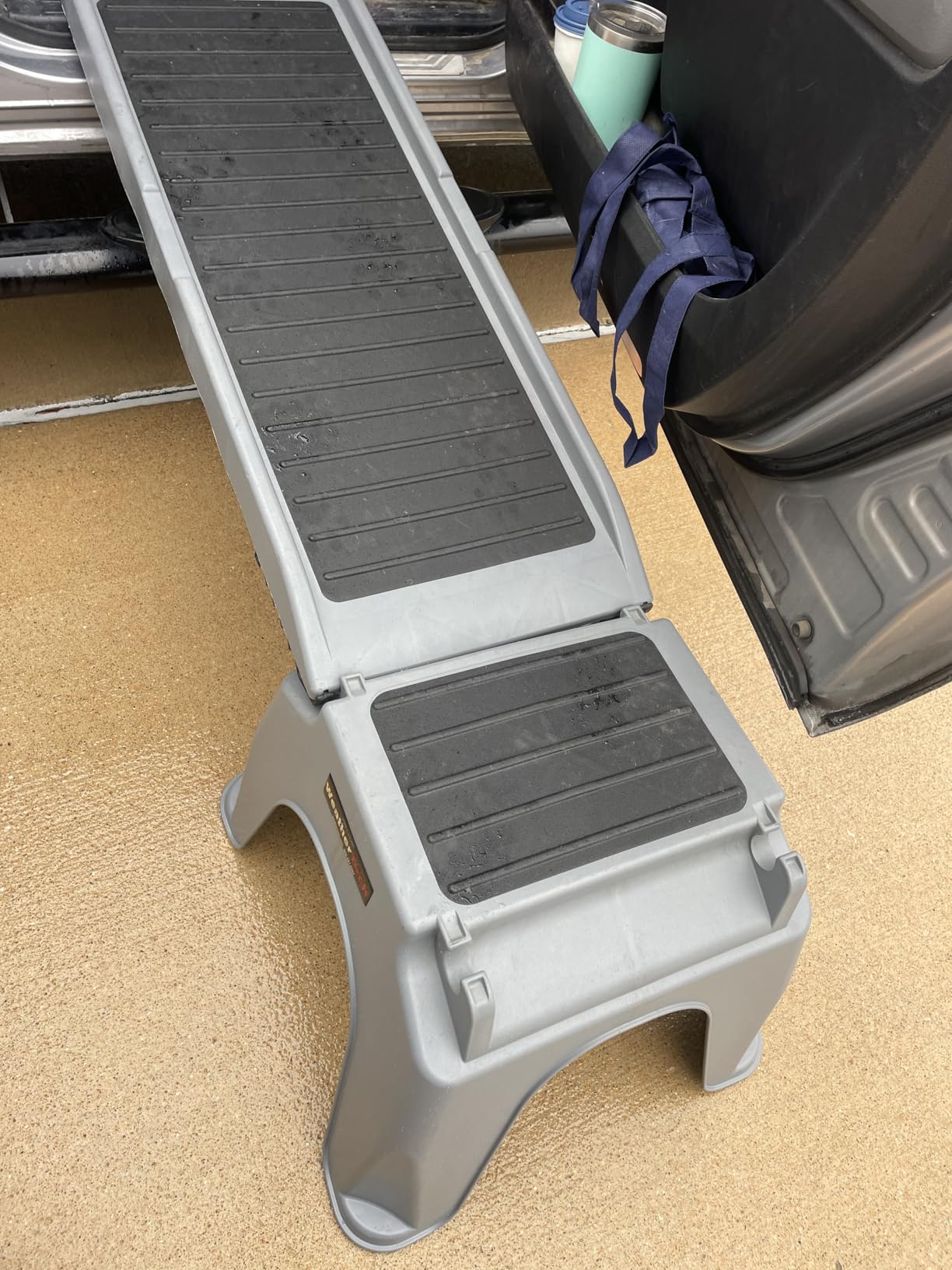 WeatherTech Easy Ramp - Non-Slip Dog Ramp for Cars, Trucks & SUV's - Supports Up to 300 lbs. - Safe Way for Pets to Access Camper,Car, Bed, Couch & Other Home Areas, Gray/Black customer photo 1