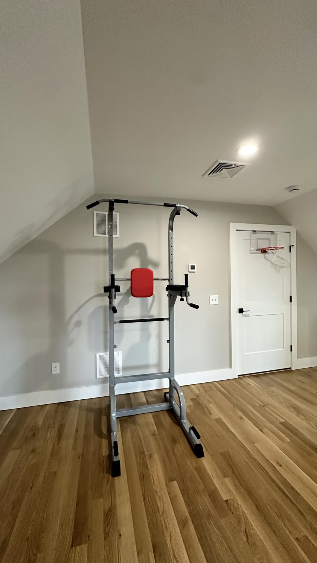 Signature Fitness Power Tower with Push-up, Pull-up and Workout Dip Station for Home Gym Strength Training customer photo 2