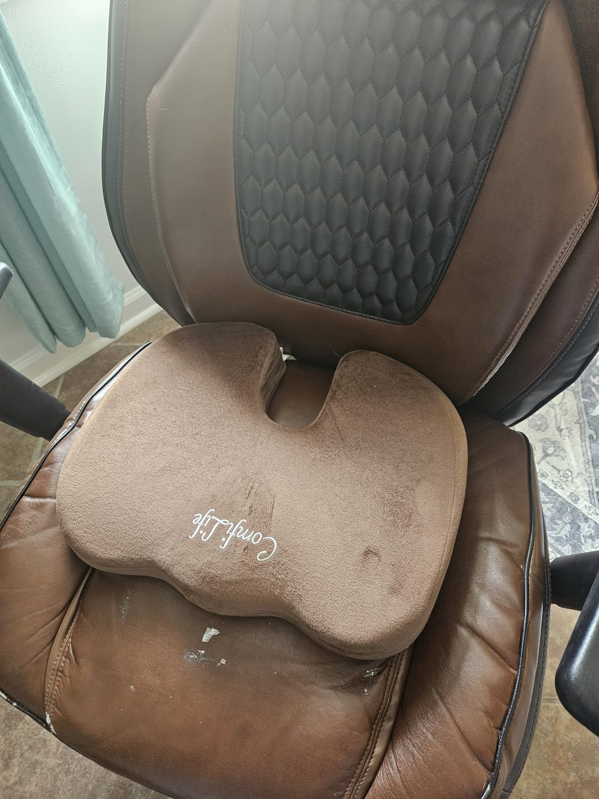 ComfiLife Premium Gel & Memory Foam Seat Cushion - Doctor Recommended Office Chair Cushion, Car Seat Cushion - Chair Cushions for Back & Sciatica Pain Relief - Seat Cushions for Office & Desk (Black) customer photo 1