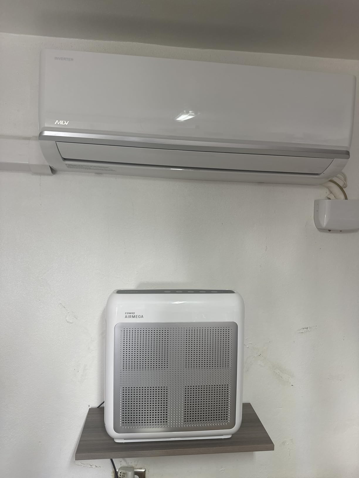 Coway Airmega 200M Air Purifiers for Home Up to 1,748 ft², HEPA Filter for Smoke, Allergens, Pet Dander, Odor, Air Quality Monitor, Auto & Eco Mode, Timer, Filter Indicator, 3yr Warranty, White customer photo 1