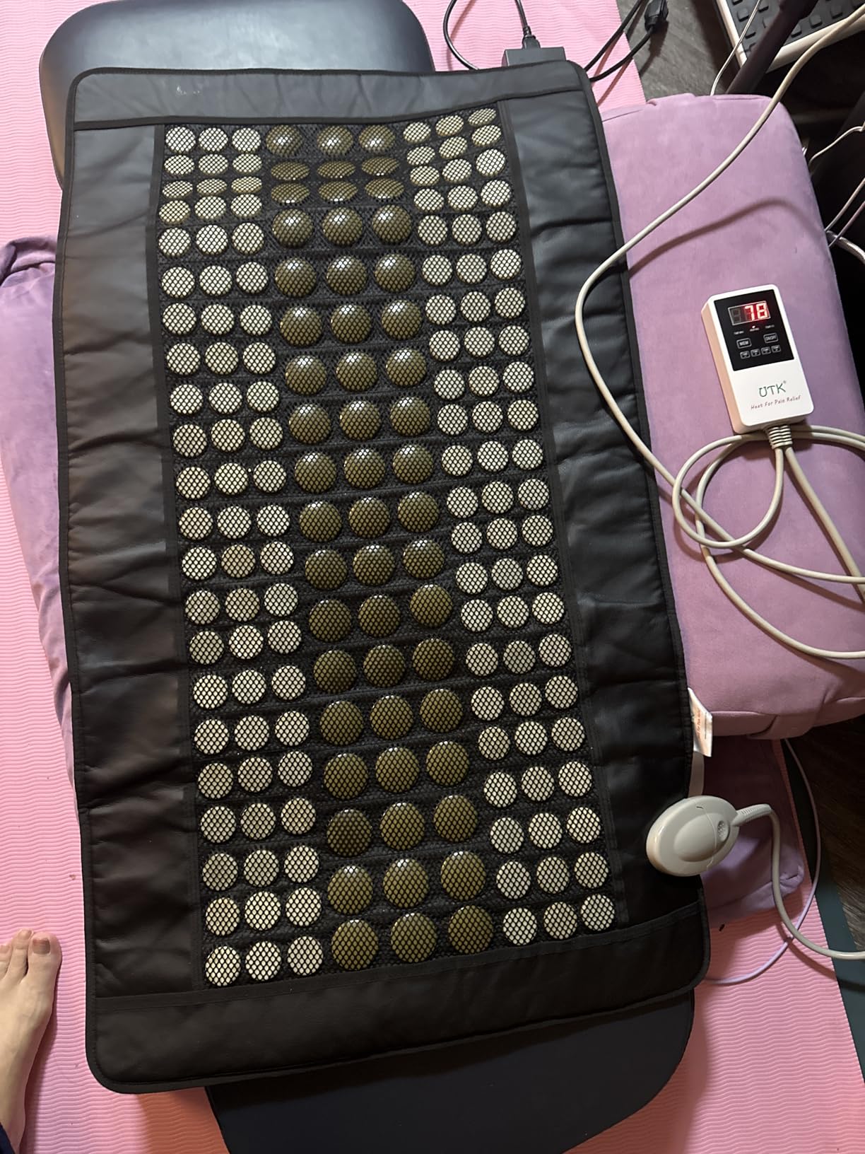 UTK Far Infrared Heating Pad for Back, 5X Deeper Pain Relief for Full Back, Thigh, Hip, Muscle, Jade Tourmaline Stones, 22