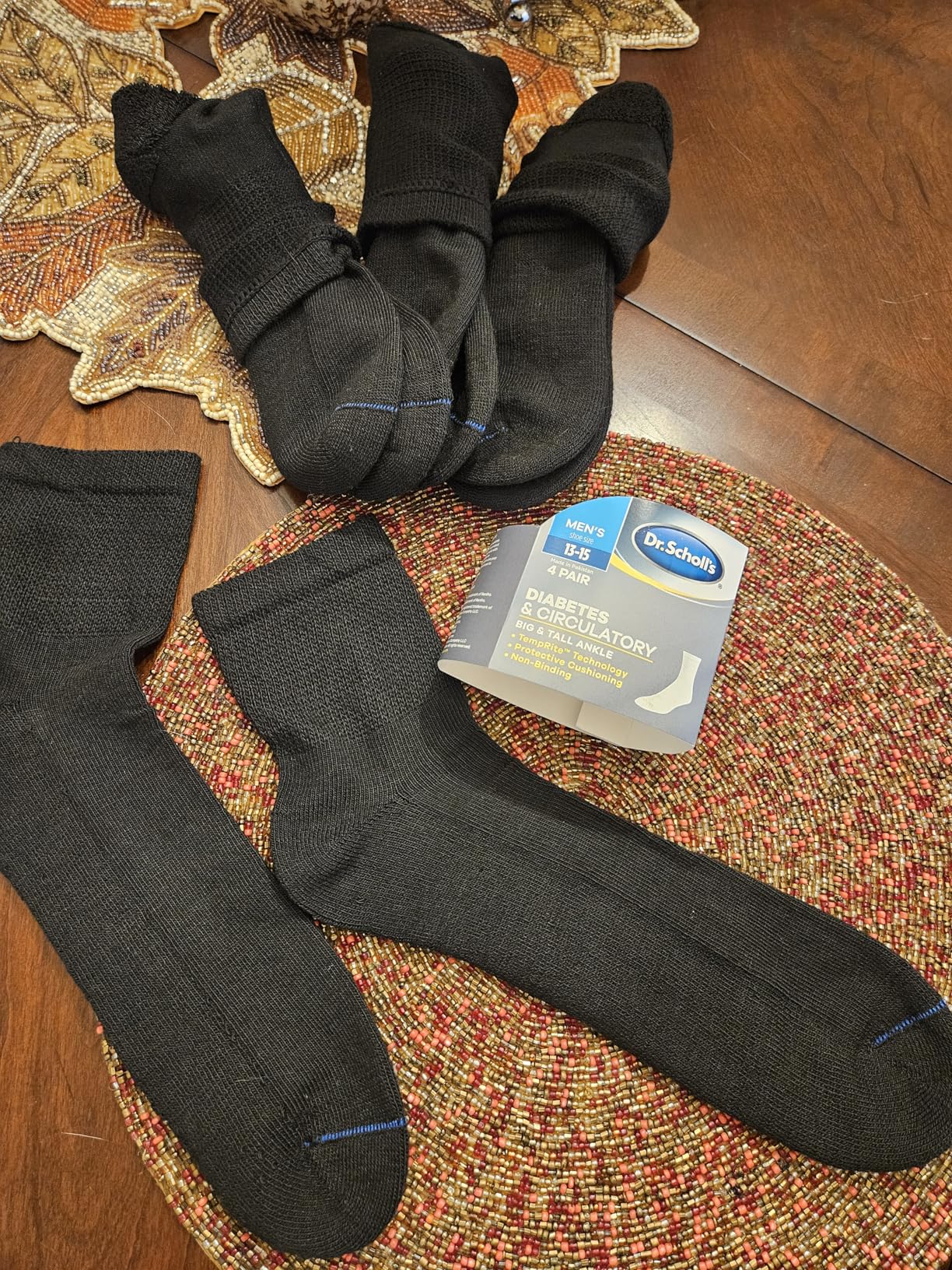 Dr. Scholl's Men's Diabetes and Circulatory Ankle Socks 4 Pair customer photo 2