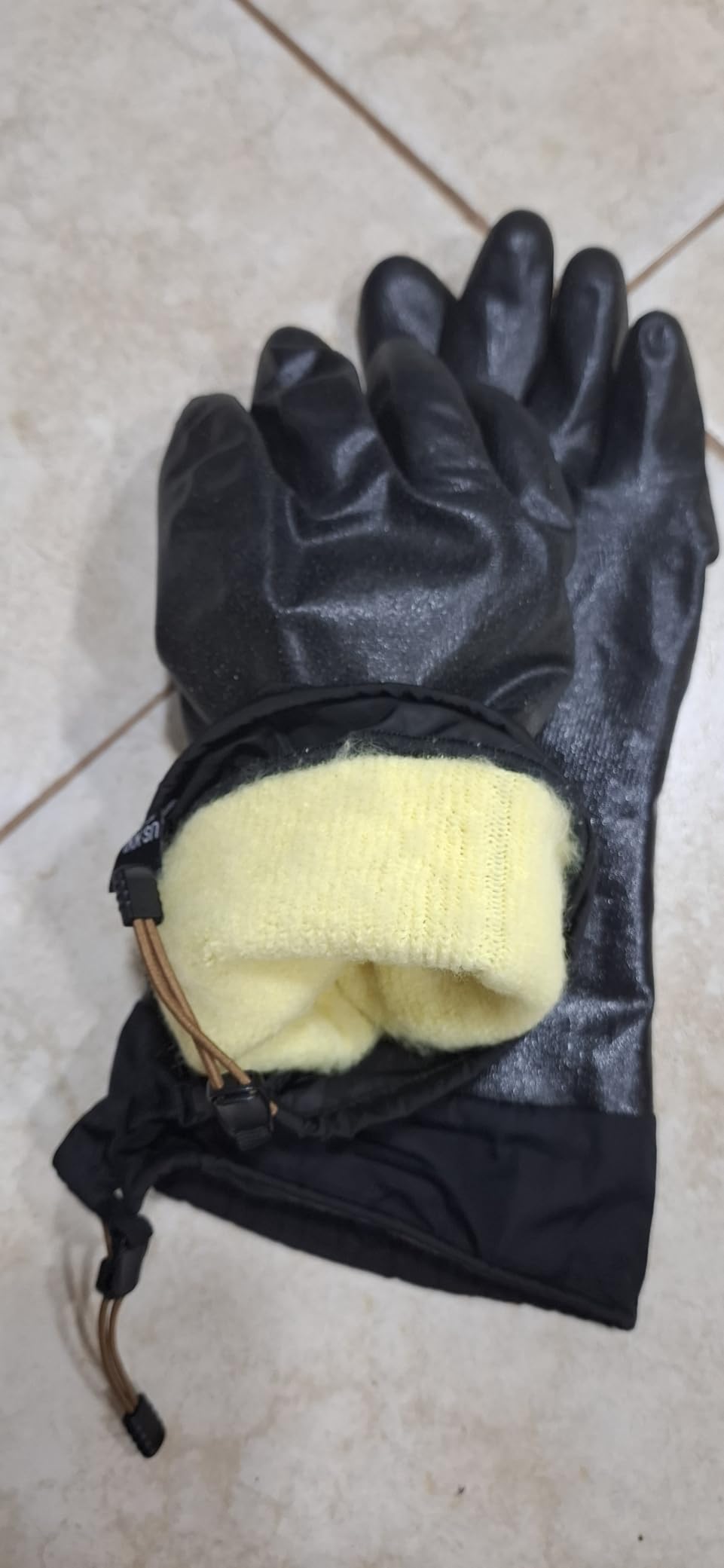 SHOWA TEMRES 282-02 Waterproof Insulated Winter Work Gloves, Breathable Polyurethane, Integrated Drawstring Gaiter Snow Cuff, Thermal Fleece for Skiing, Ice Fishing customer photo 2