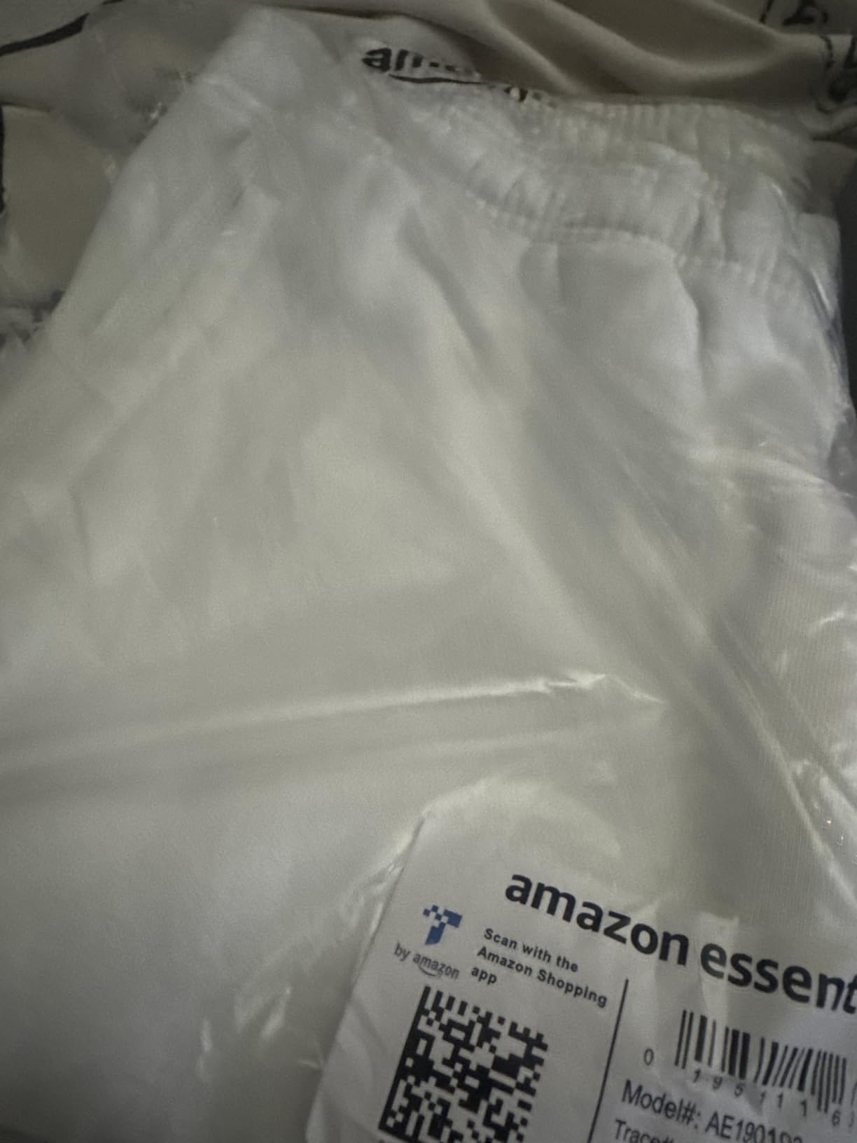 Amazon Essentials Men's Relaxed-Fit Fleece Joggers Sweatpants customer photo 1