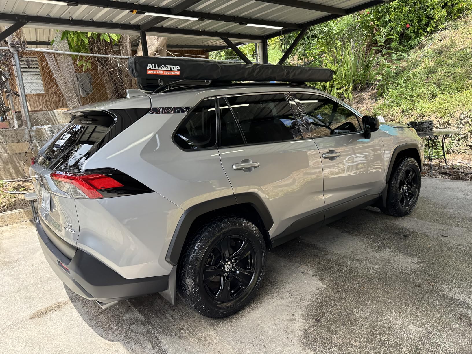ALL-TOP Vehicle Awning 6.6'x8.2' Roof Rack Pull-Out Sun Shade UV50+, Weatherproof 4x4 Side Awning for Camping & Overland (Hardware Included) customer photo 1