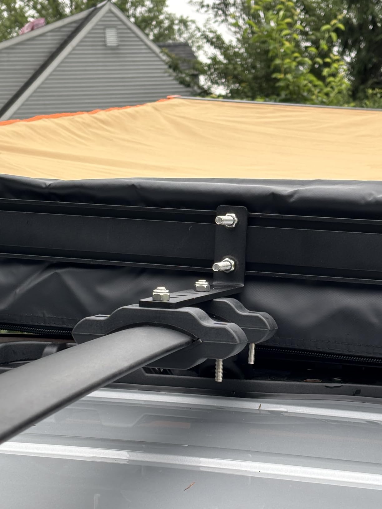 ALL-TOP Vehicle Awning 8.2'x8.2' Roof Rack Pull-Out Sun Shade UV50+, Weatherproof 4x4 Side Awning for Camping & Overland (Hardware Included) customer photo 1