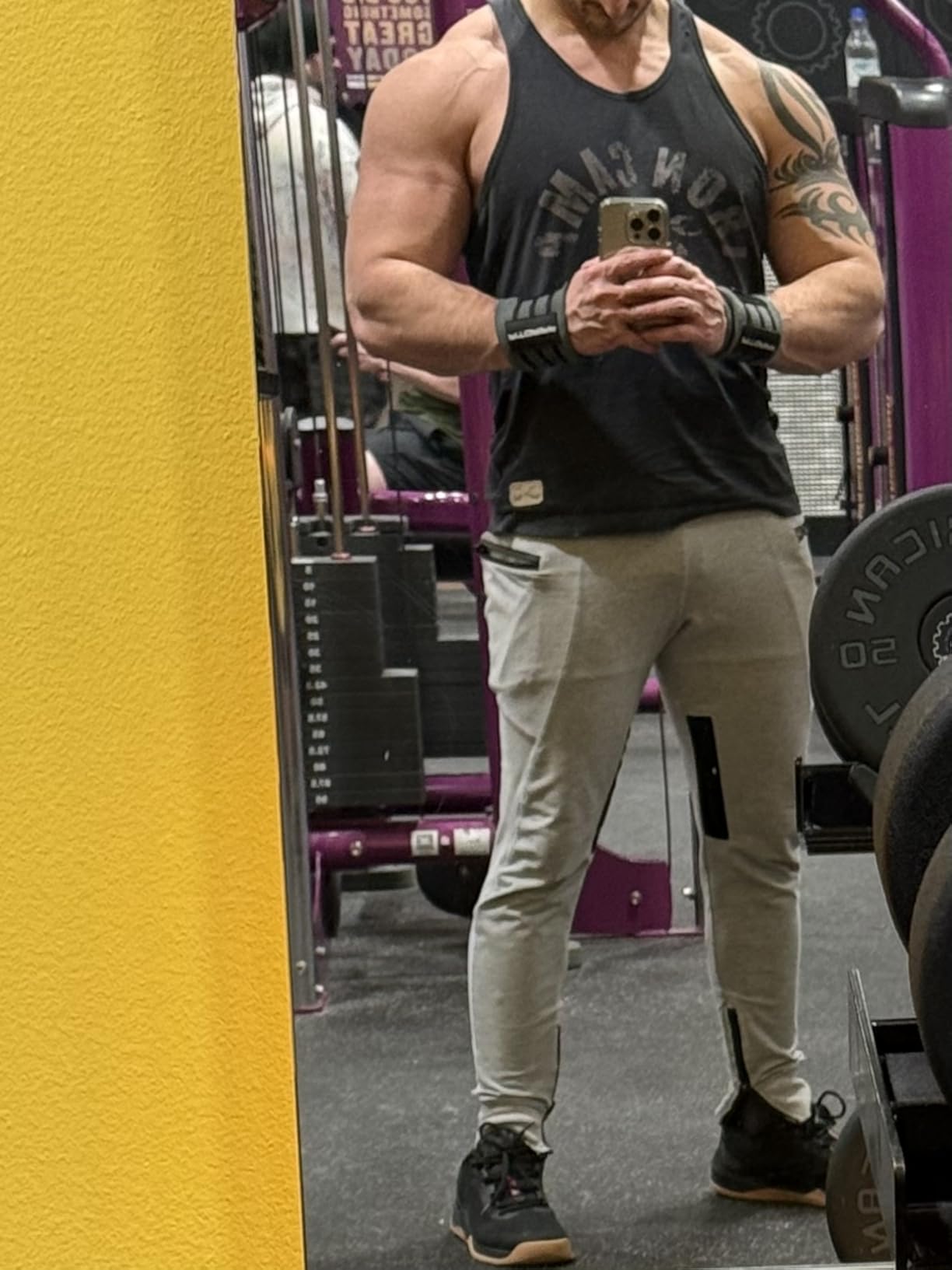 Mens Joggers Sweatpants Slim Fit Workout Training Thigh Mesh Gym Jogger Pants with Zipper Pockets customer photo 1