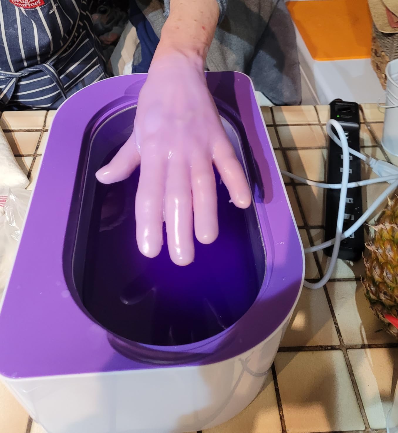 ELLA BELLA® Paraffin Wax Machine for Hand & Feet • Parafin Wax Warmer • Everything in One Kit - Paraffin Wax Refills, Mitts & Booties • Soothing Relief with Parrafin Hot Wax • Home Paraffin Wax Bath customer photo 2
