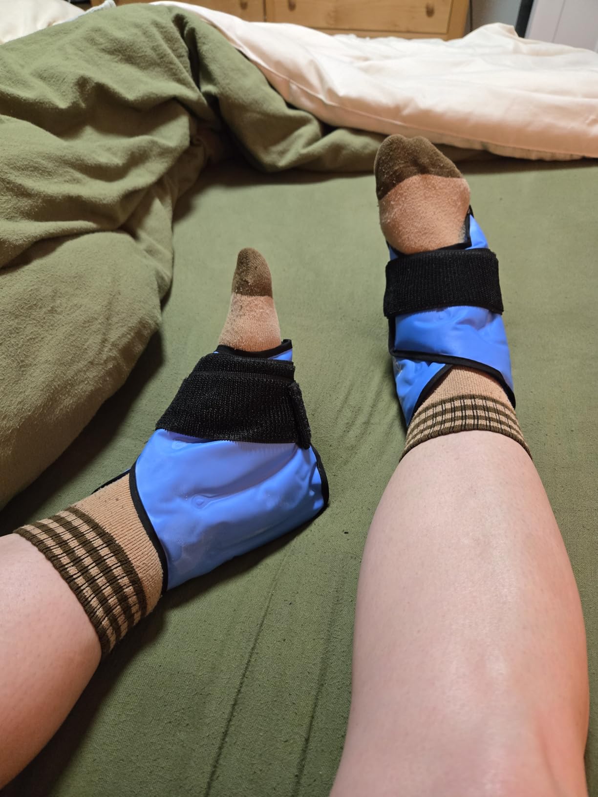 Comfpack Heel Ice Pack Wrap for Plantar Fasciitis Relief, Ankle Ice Pack Wrap for Swelling, FSA Eligible, Ice Pack for Injures Reusable, Gel Cold Pack for Achilles Tendonitis, Ankle Sprain, Heel Pain customer photo 2