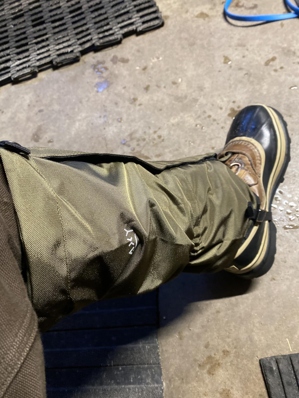 Frelaxy Leg Gaiters Ultra HIGH-Performance Hunting Gaiters, 100% Waterproof Hiking Gaiters with Upgraded Rubber Foot Strap, Adjustable Snow Boot Gaiters customer photo 2