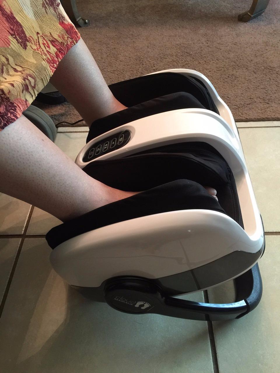 Cloud Massage Shiatsu Foot Massager with Heat - Deep Kneading & Compression, Adjustable Intensity, Multi-Mode Leg and Foot Massager with Remote Control customer photo 2