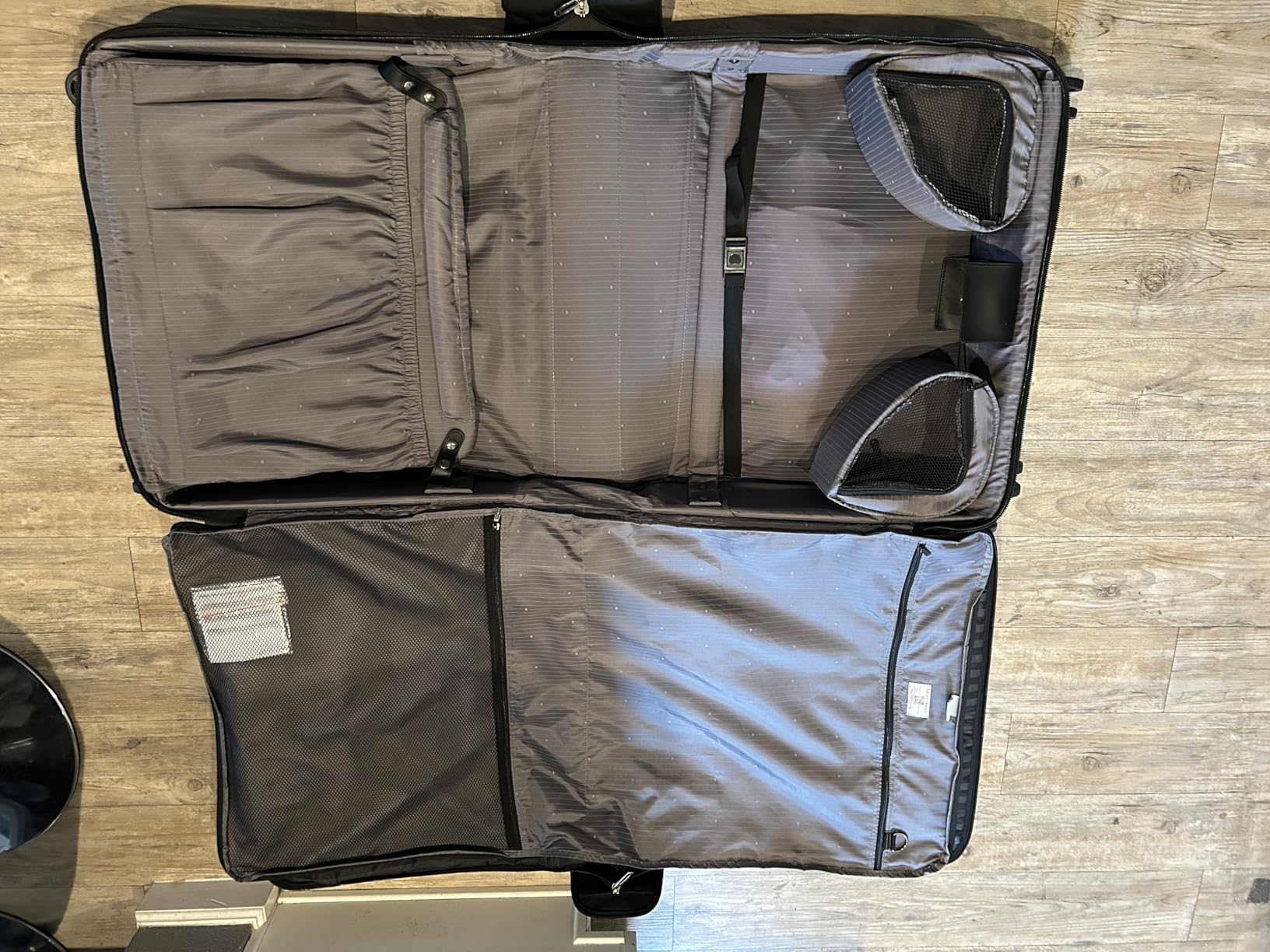 Helium DLX - Rolling Garment Bag with Spinner Wheel - Lightweight Travel Garment Bag - SECURITECH Zip - Suit and Dresses Rolling Travel Bag - Checked Size, Black customer photo 1