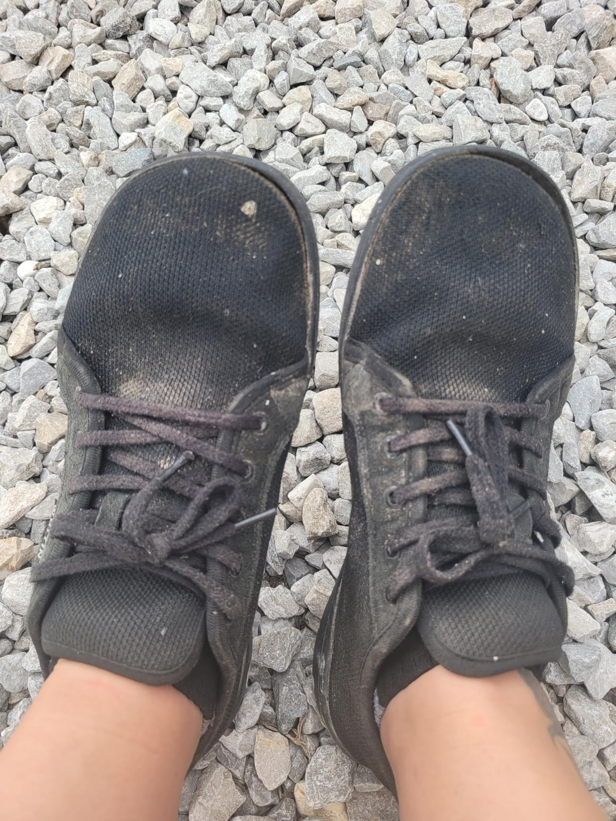 WHITIN Men's Wide Minimalist Barefoot Sneakers | Zero Drop Sole | Optimal Relaxation customer photo 2