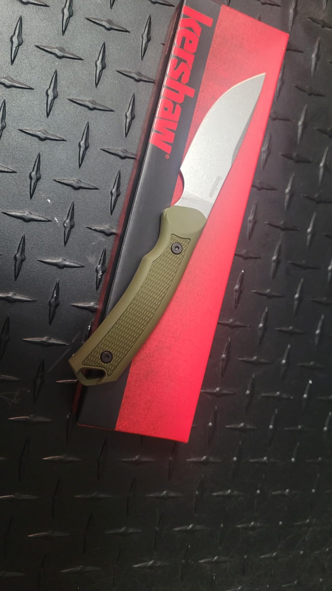Kershaw Deschutes Skinner Fixed Blade Knife, Olive Design, 3.9 Inch D2 Steel Fixed Drop Point Blade, Full Tang Design, EDC, Molded Sheath, Everyday Carry Knife for Men and Women customer photo 1