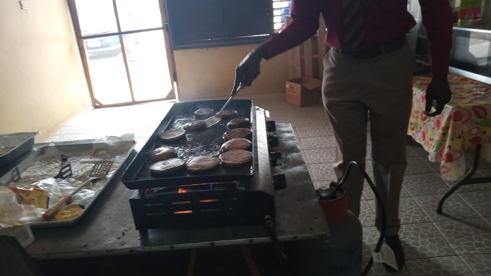 SKOK 3 Burner Outdoor Propane Griddle - 23.3 Inch, 30000 BTU, Portable Flat Top Gas Grill for Camping BBQ customer photo 1