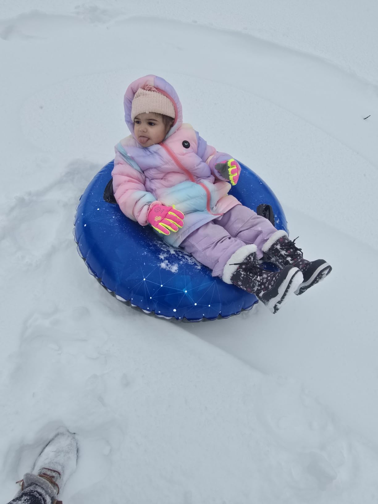 WOLKEK 40 Inch 2Pack Snow Tube, Snow Sled for Kids and Adult, Thickened Heavy Duty Hard Bottom Sleds for Snow with Handles customer photo 1