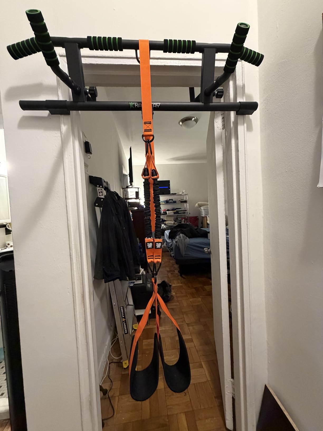 HPYGN Two Foots Pull Up Assistance Bands, Heavy Duty Resistance Band for Pull Up Bar, Adjustable Weight/Size with Fabric Feet/Knee Rest, Bands for Pull Up Assist for Strength Training customer photo 1