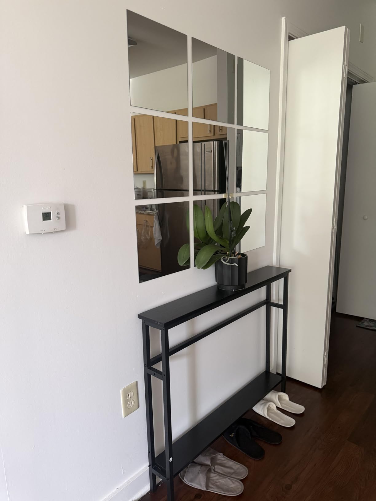 Ruomeng Home Gym Mirrors 12 Inch x 12Pcs Wall Mounted Mirror Glass Frameless Full Length Mirror Tiles for Home Gym, Bedroom, Door & Bathroom customer photo 2