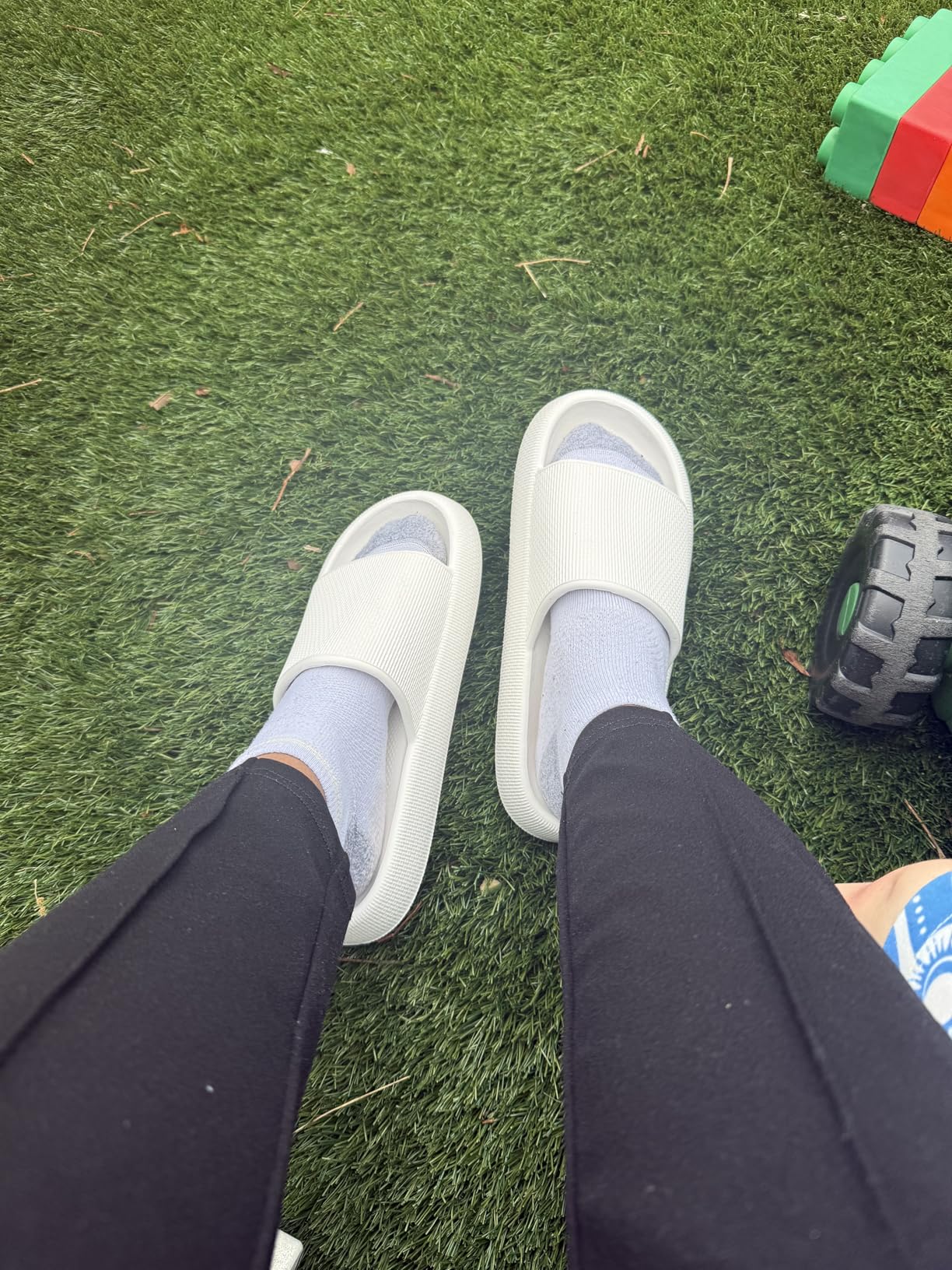 CUSHIONAIRE Feather EVA Slides for Women - Comfortable Slip On Womens Slippers, Indoor Outdoor Shower Shoes, Beach Essential Cloud Slides customer photo 1
