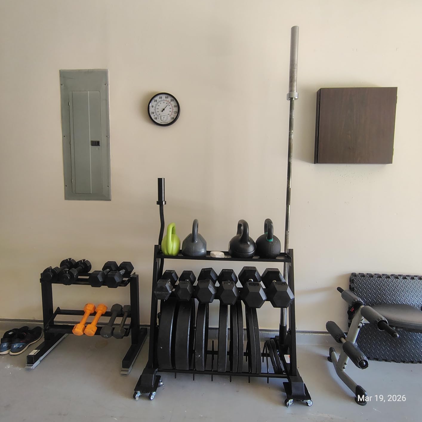 ULTRA FUEGO Dumbbell Rack 3-Tier Weight Plate Rack Storage Stand for Dumbbell/Kettlebell/Weight Plate and Curl Bar customer photo 2