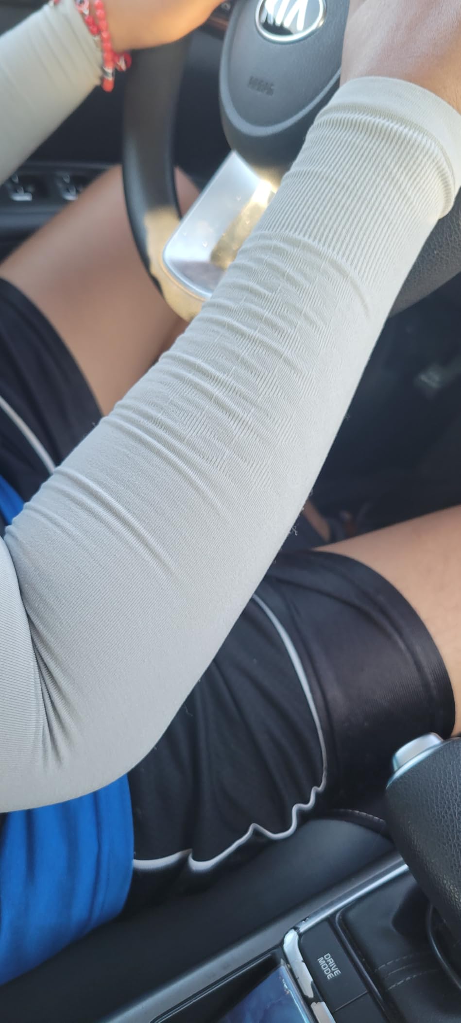 BHYTAKI UV Sun Protection Arm Sleeves, UPF 50 Sports Cooling Arm Compression Sleeves for Men Women Teenager customer photo 2