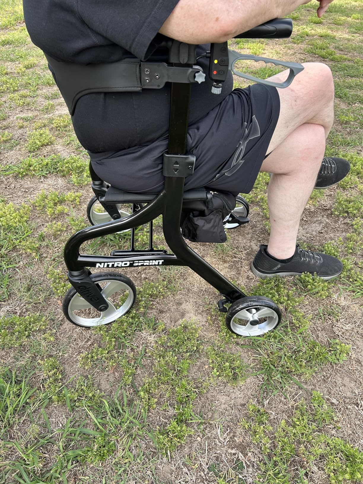 Drive Medical Nitro Sprint Foldable Rollator Walker with Seat - Lightweight Support - Large Wheels - Compact Folding Design - Adjustable Comfort - Tall Size, Black customer photo 1