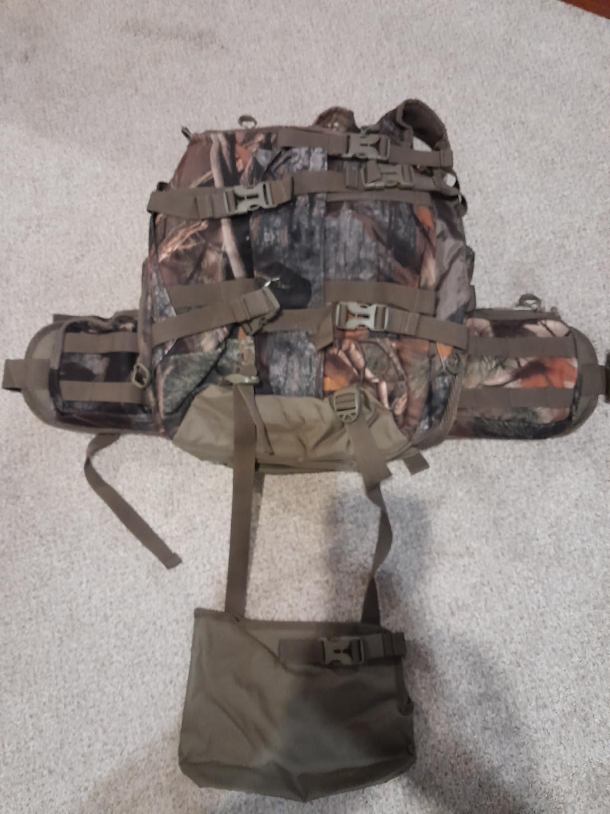 BLISSWILL Large Hunting Backpack with padded weapon for Bow Rifle Hunting Gear Accessories 40L (New leaf camouflage) customer photo 2
