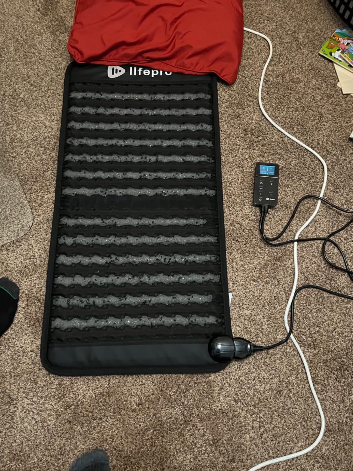 Lifepro Portable Far Infrared Heating Mat - Therapy Device for Back, Mood, Energy, and Recovery with Far Infrared Heating Pads customer photo 1
