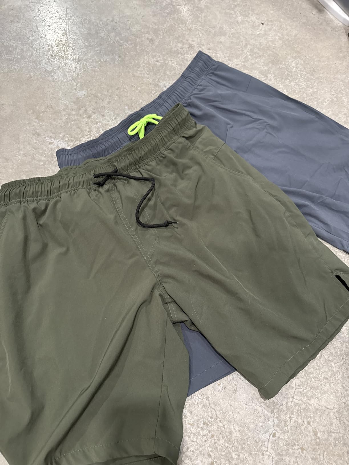 difficort Mens Swim Trunks Quick Dry Bathing Suit 9 inch Inseam Board Shorts with Compression Liner and Zipper Pocket customer photo 1