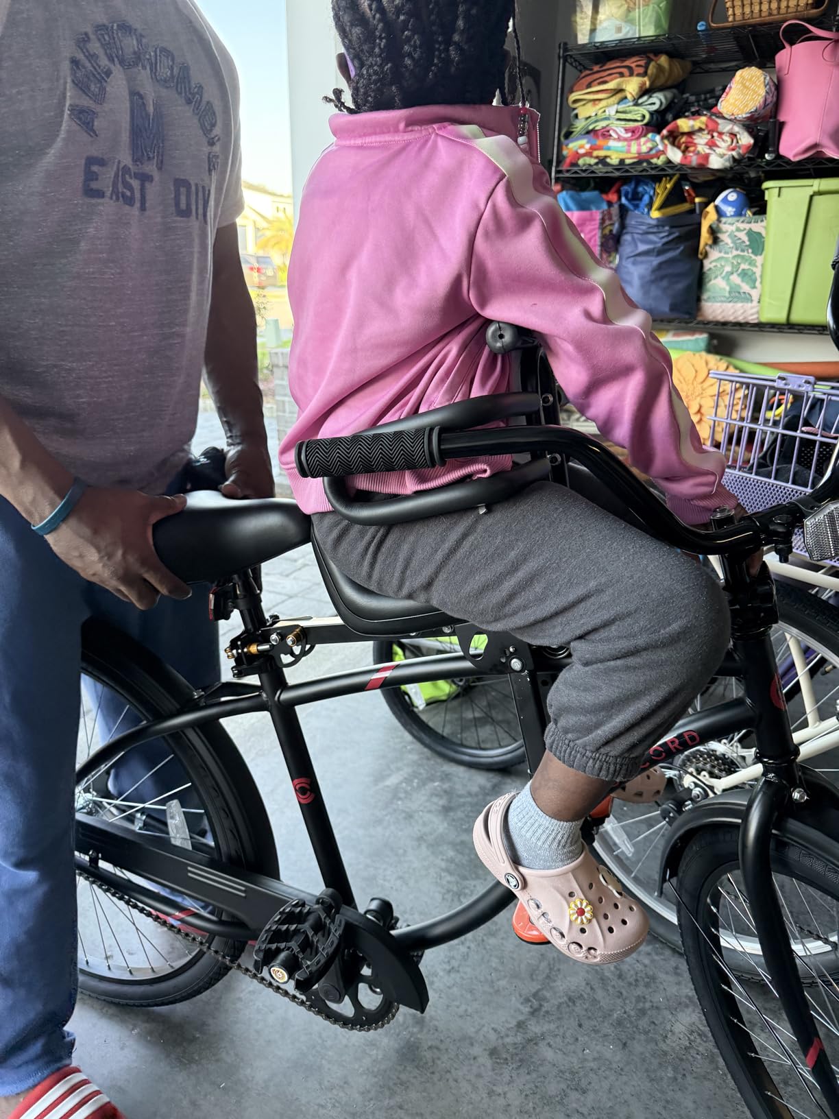XIEEIX Child Bike Seat, Kids Bike Seat with Guardrail, High Seat Cushion Backrest Mountain Bike Child Bike Seat, Bicycle Child Safety Seat for Children from 1 to 3 Years Old customer photo 1