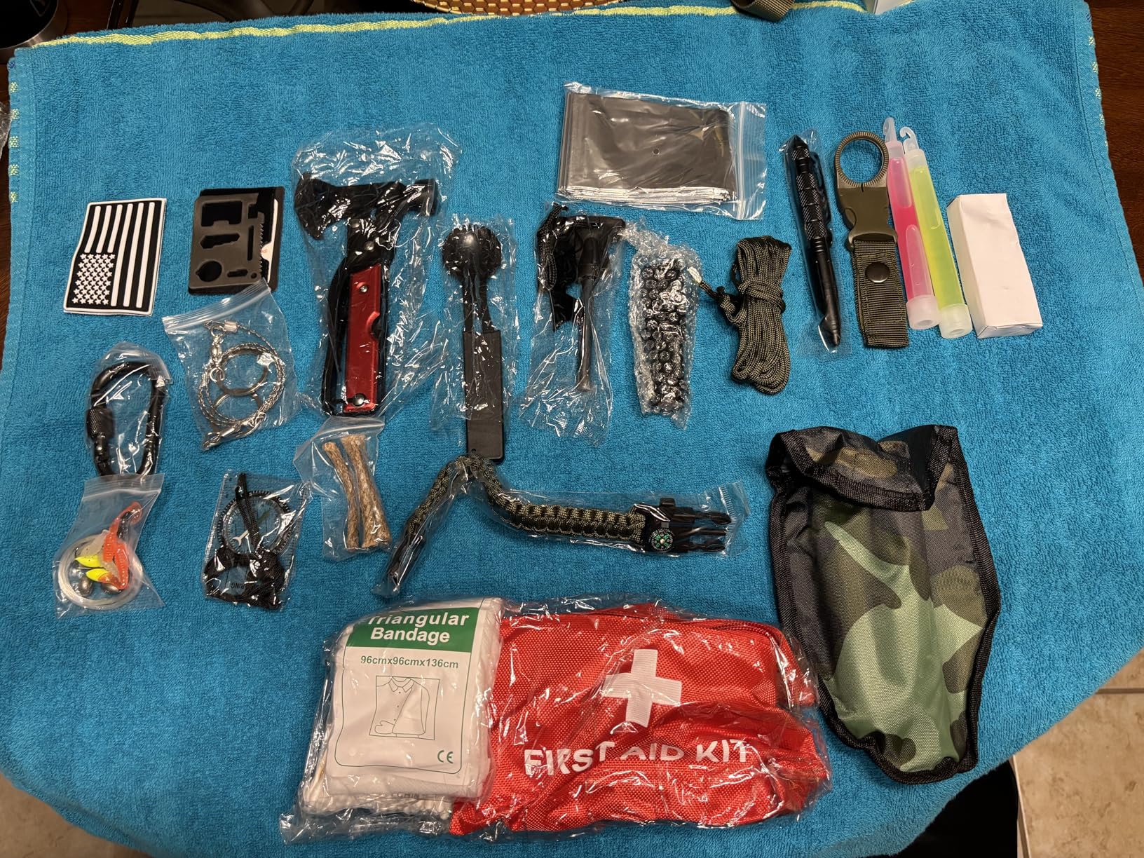 Survival Kit 256 in 1, First Aid Kit Survival Gear Tools Trauma Kit with Molle Pouch for Outdoor, Camping, Hunting, Hiking, Earthquake, Home, Office customer photo 1