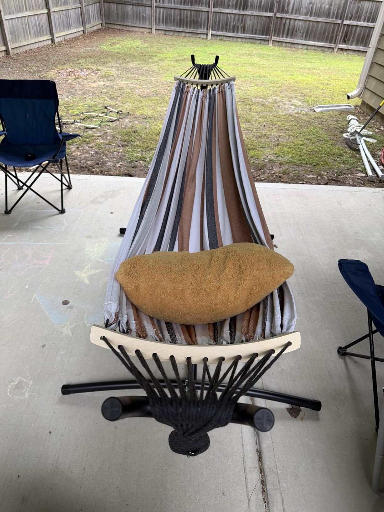 SZHLUX Double Hammock with Stand Included 450lb Capacity Steel Stand, Premium Carry Bag Included and Two Anti Roll Balance Beam, Portable Hammock with Stand for Backyard, Camping, Garden Brown Stripes customer photo 1