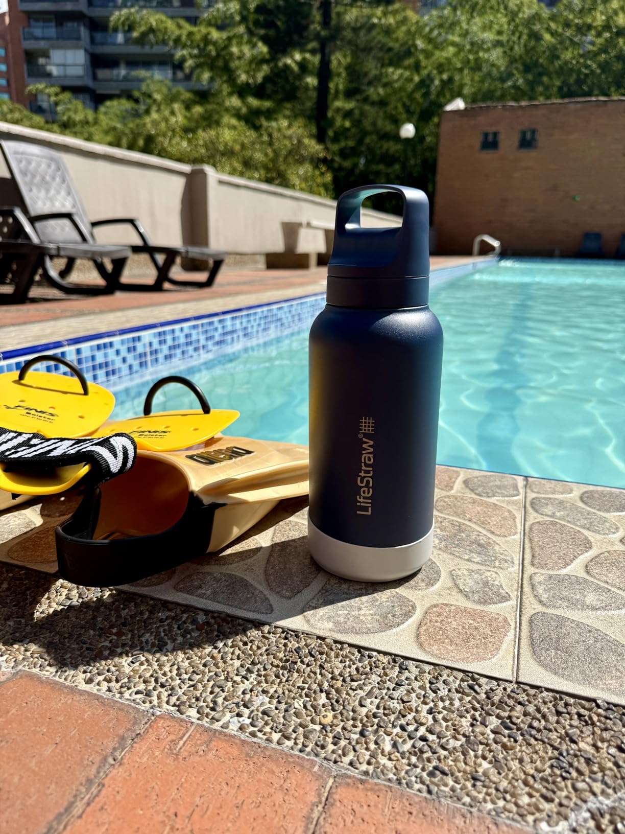 LifeStraw Go Series - Insulated Stainless Steel Water Filter Bottle for Travel and Everyday Use, Removes Bacteria, Parasites and Microplastics, Improves Taste, 18oz Seafoam customer photo 1