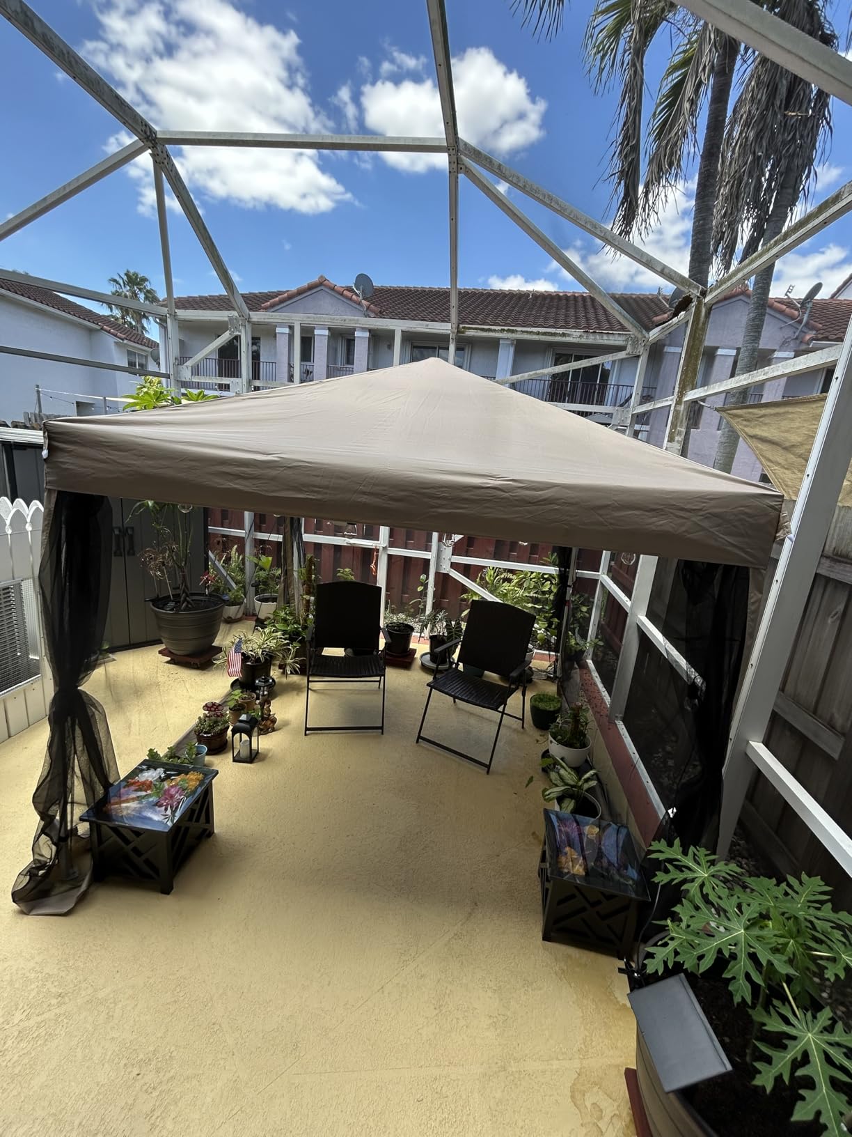 VIVOHOME 10x10ft Easy Pop-Up Canopy, Outdoor Screen Tent with Mosquito Netting, 2 Zipper Doors, and Roller Bag for Yard Camping Picnic Party Events, Beige customer photo 2
