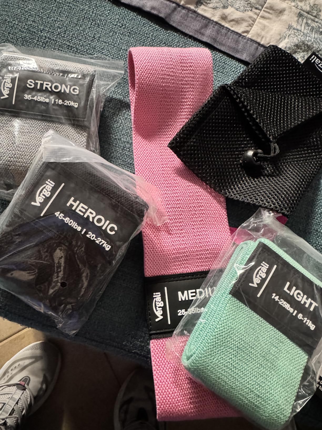 Resistance Bands for Working Out with Workout Bands Guide, 4 Booty Bands Fabric Elastic Bands for Exercise, Legs, Hip Thigh Glute Bands Set customer photo 1