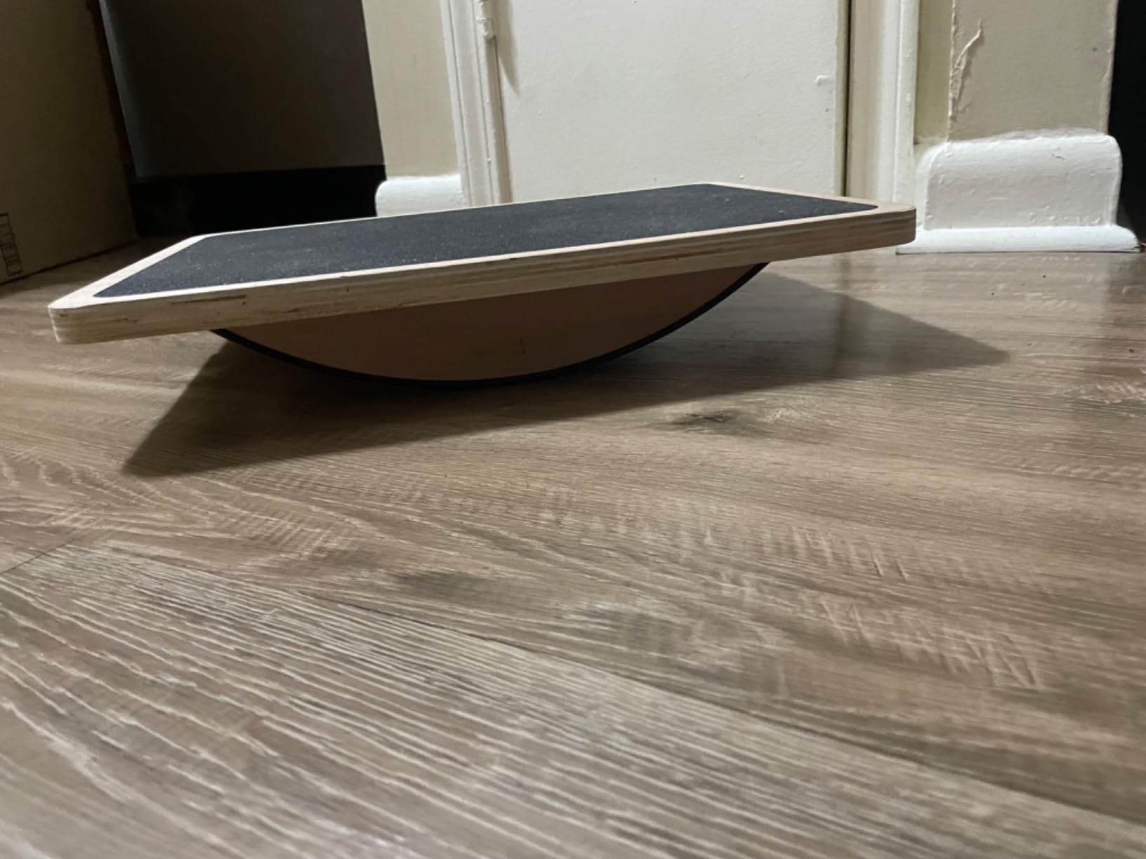 Juoe Balance Board Wobble Board for Adults and Kids - Anti-Slip 350LBS Balance Board for Physical Therapy, Balance Training, Posture Correction, Standing Desk Core Strength Wooden Balance Rocker Board customer photo 2