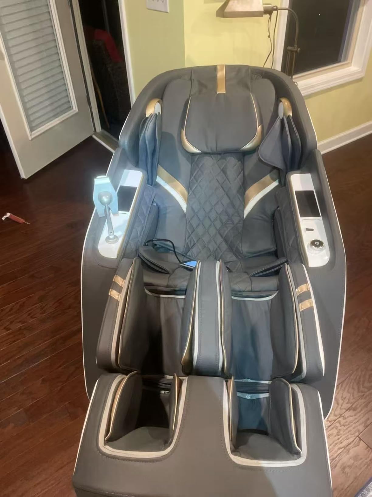 MassaMAX 4D Full Body Massage Chair - Yoga Stretch, AI Voice Control, 55