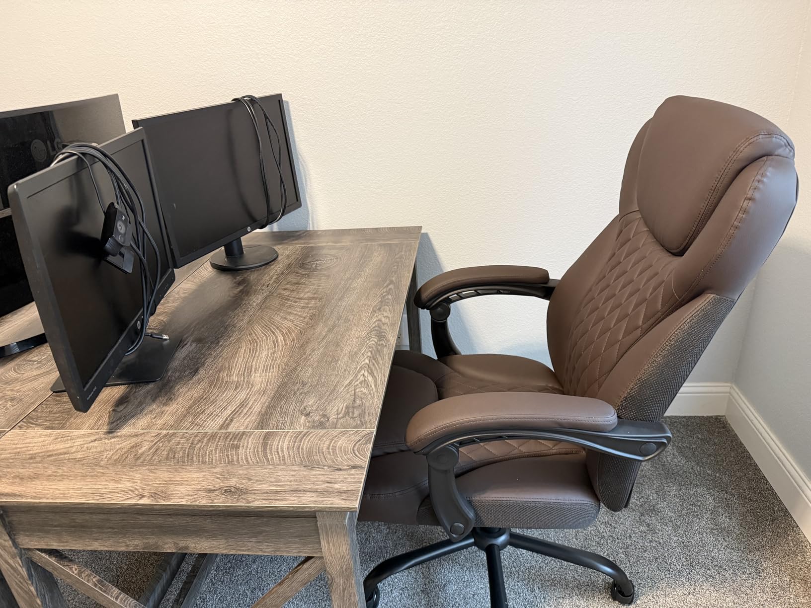 amseatec Big and Tall Office Chair with Footrest, Ergonomic Leather High Back Computer Chair Infinite Lock Reclining 90-135, 20 Spring Packs, 300lbs Executive Desk Chair for Home Office (Black) customer photo 1