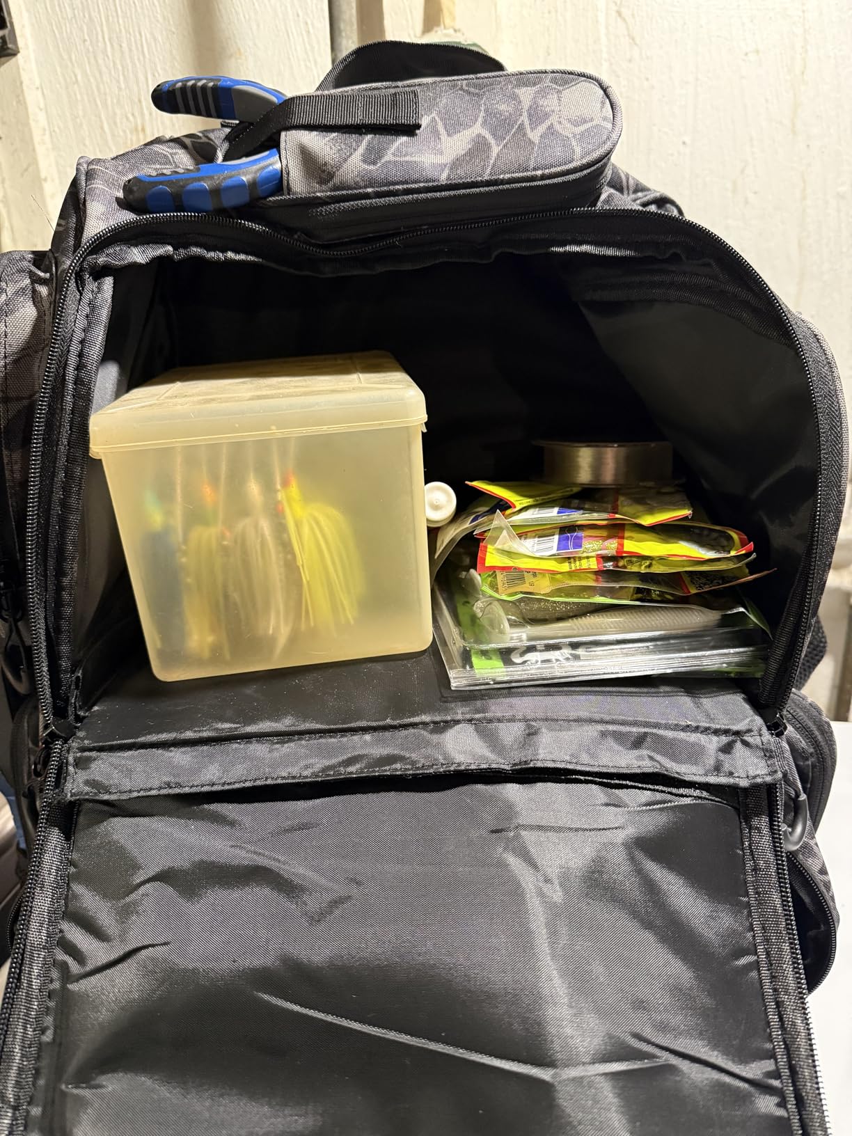 Rabjen Fishing Tackle Backpack with Rod Holders, Bottle Holder, Storage Bag Store Fishing Gear customer photo 2