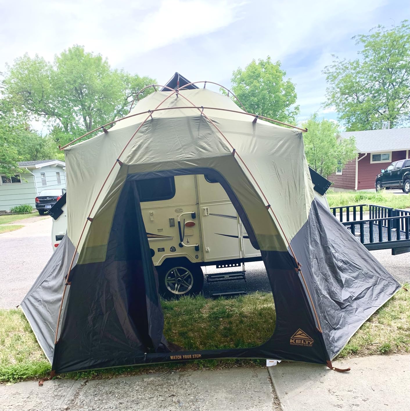 Kelty Highroads Overlanding Shelter - Universal Mount Car Camping Tent with Large Zippered Entry, Aluminum Frame, Adjustable Walls and Windows, UV Protection, Rainproof, Stuff Duffel Included, 2024 customer photo 1