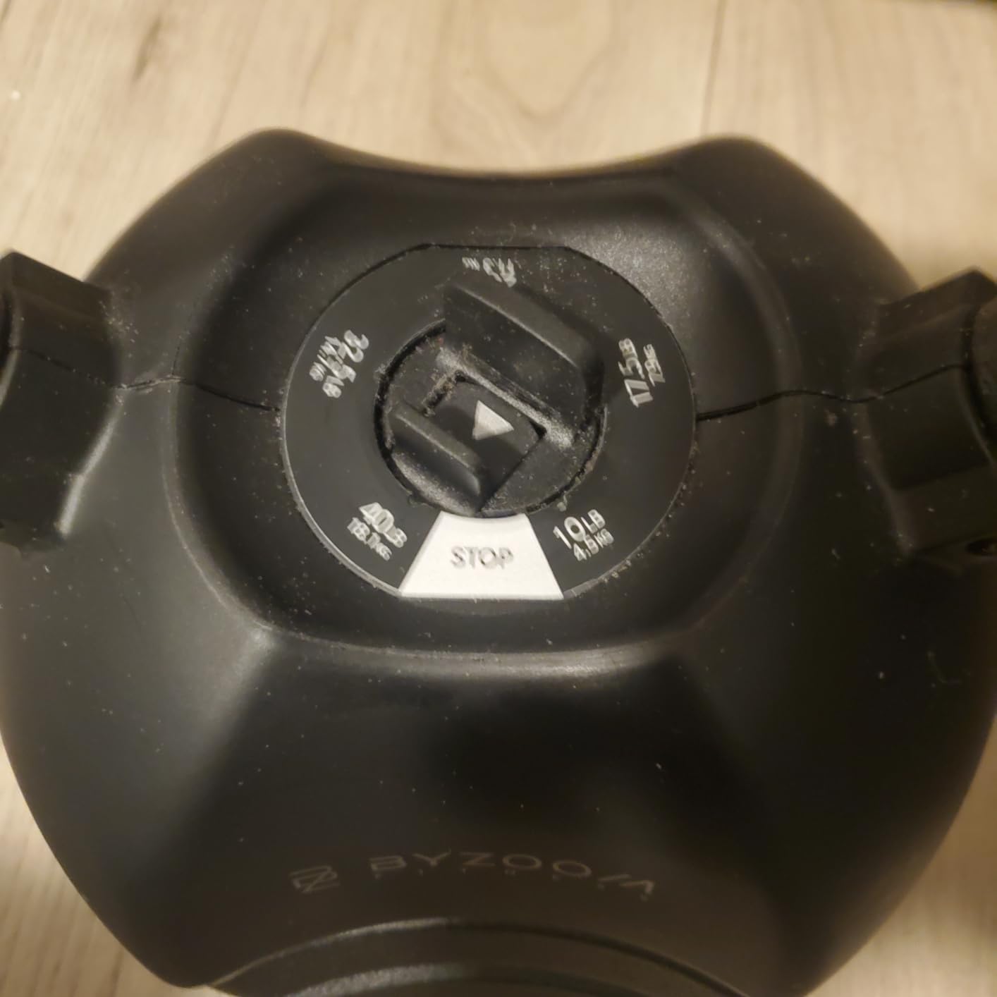 BYZOOM FITNESS Pure Series Adjustable Kettlebell - 5-IN-1 Weight Change, Patented Quick-Change Mechanism, Ergonomic Curved Handle for Home Gym, Strength Training, HIIT, White OR Black customer photo 1