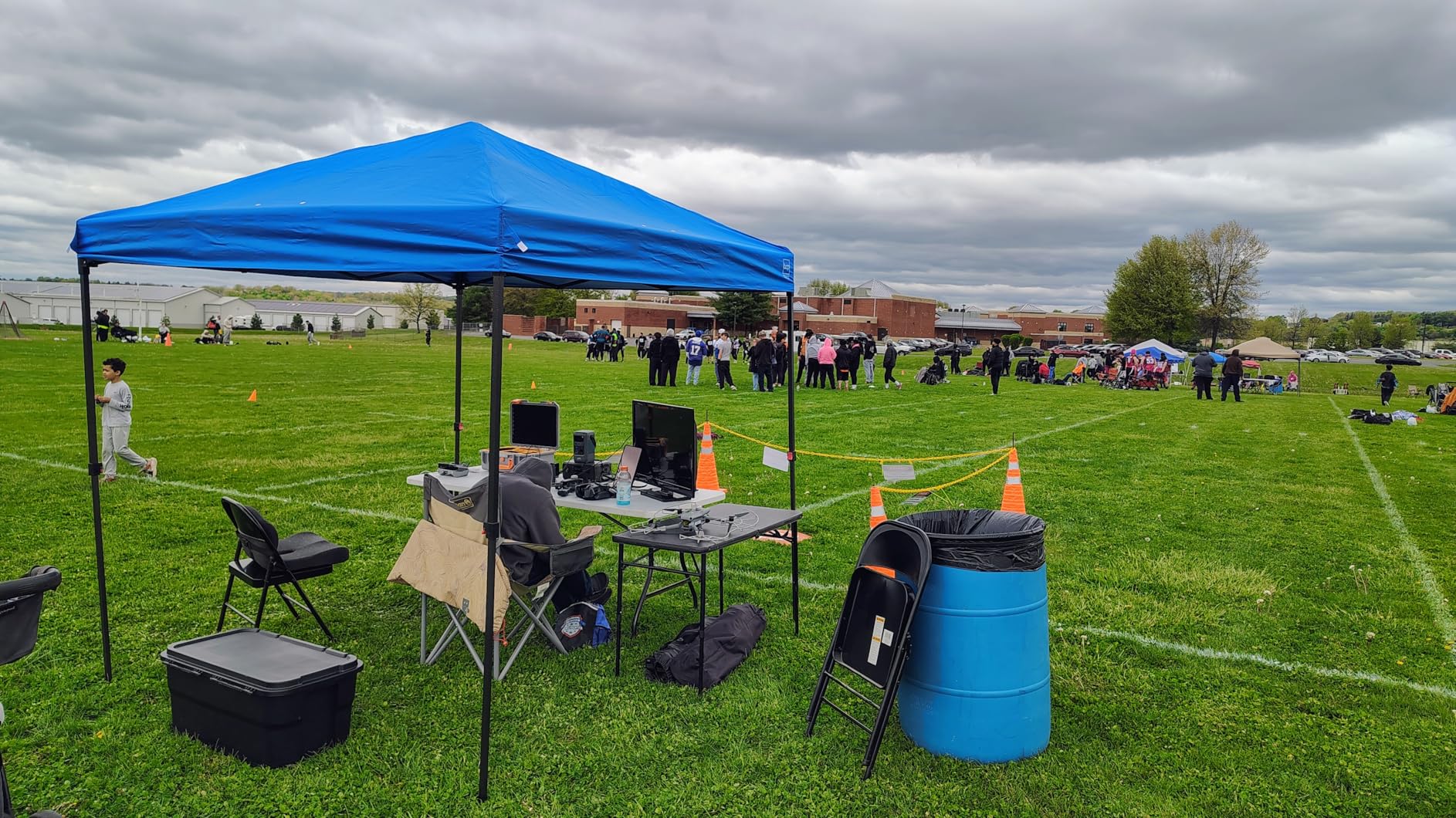 Best Choice Products 12x12ft Pop Up Canopy Tent, Outdoor Shade, 1 Person 1 Minute Set Up, Carry Case, 4 Weight Bags - Red customer photo 2