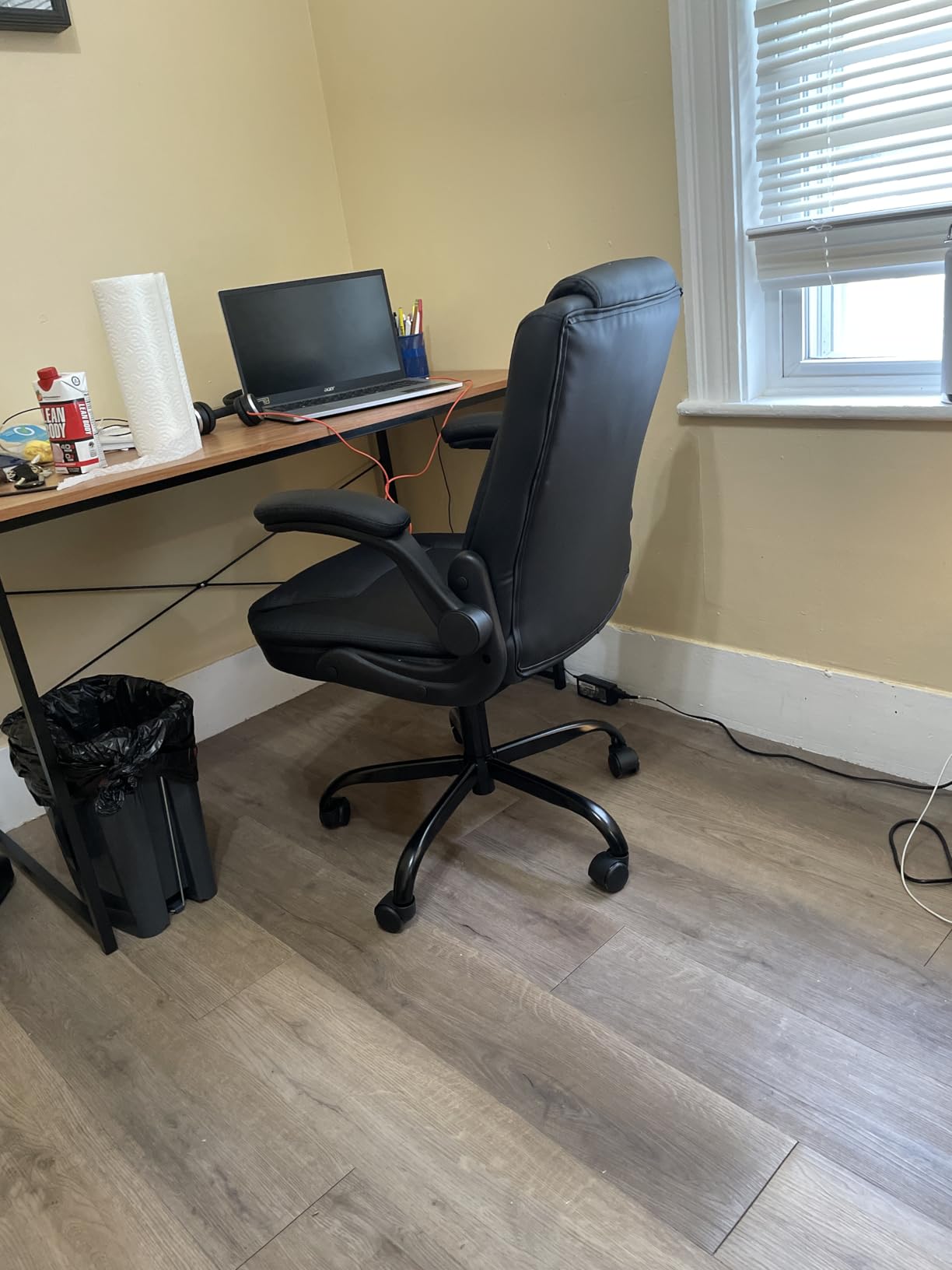 Leather Office Chair, PU Home Computer Desk Chairs with Ergonomic Back Support, 360° Swivel Free, Small Gaming Chair with Wheels and Adjustable Armrests, for Short People Use, Black customer photo 1